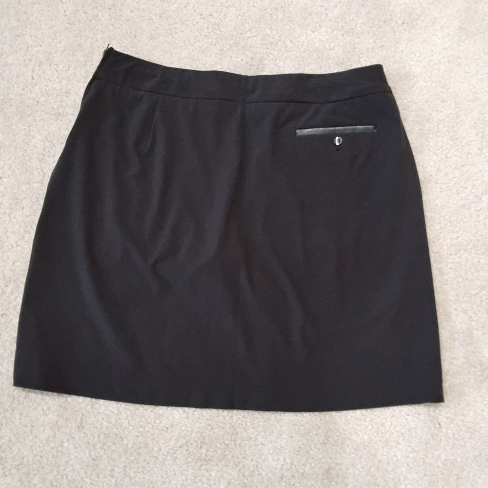 Jamie Sadock,Black Golf Short - Picture 3 of 3